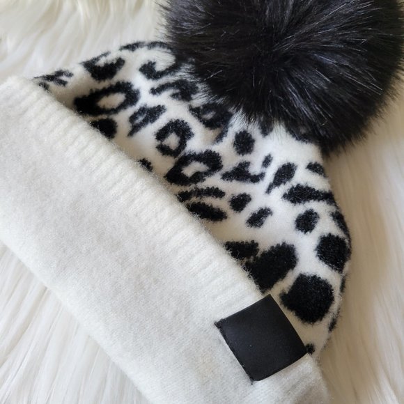 Furlux Snow Leopard Pom Pom Hat main image 4
